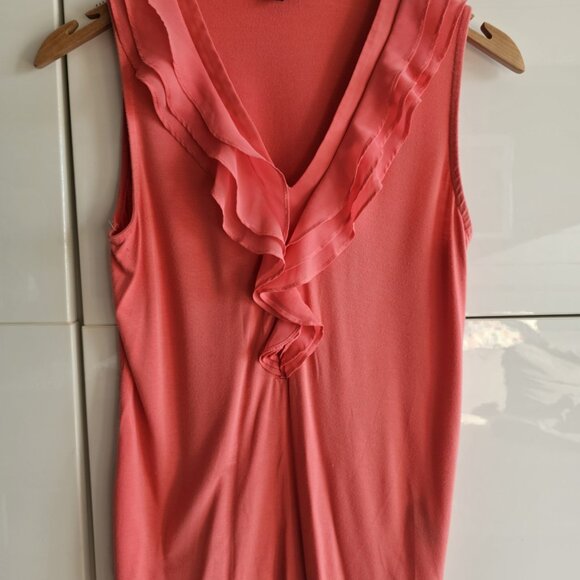 RW&Co Salmon Coral Pink Sleeveless Top. - Picture 2 of 8